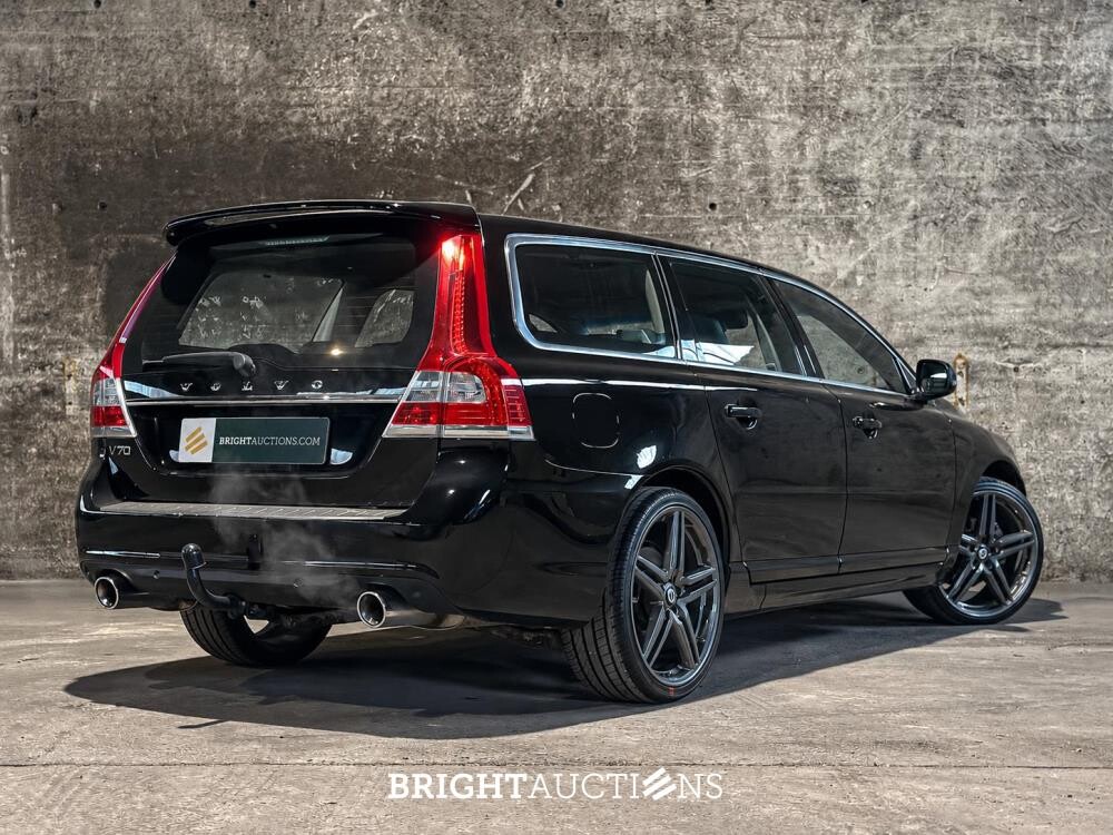 Volvo V70 2.0 T5 Summum 241pk 2017, Z-082-HJ