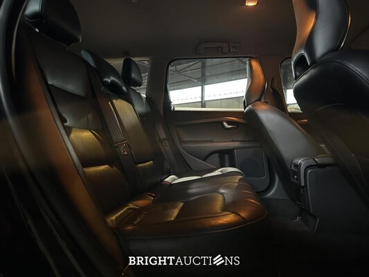 Volvo V70 2.0 T5 Summum 241pk 2017, Z-082-HJ