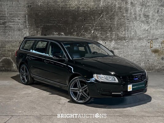 Volvo V70 2.0 T5 Summum 241pk 2017, Z-082-HJ