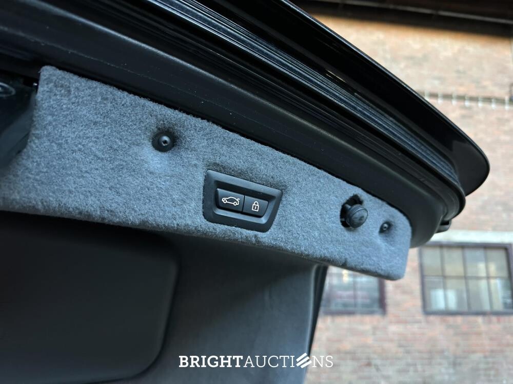 BMW ActiveHybrid7 F04 4.4 V8 7-er Reihe 465PS 2011 -Youngtimer-