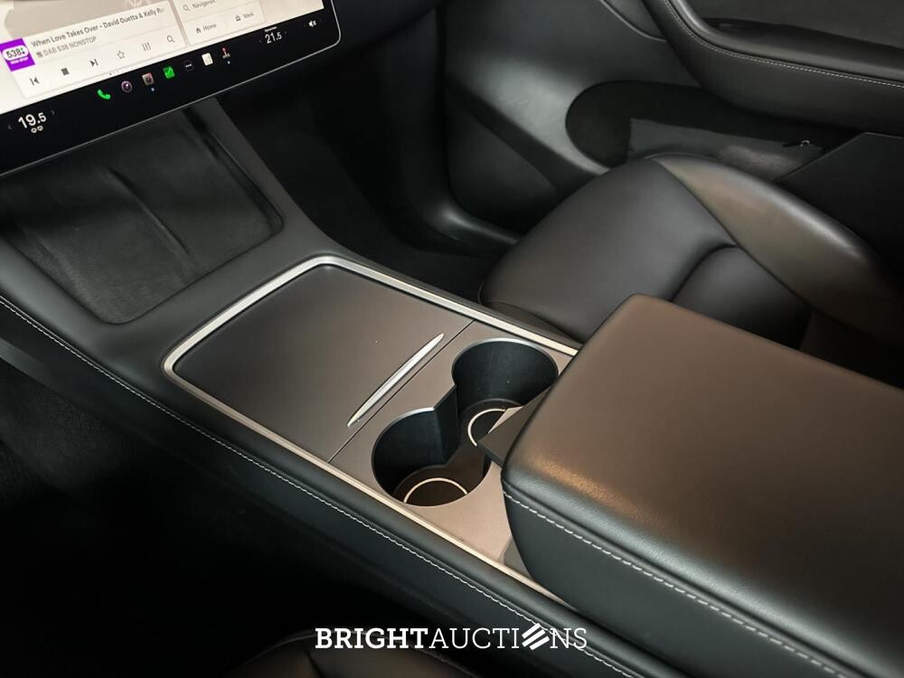 Tesla Model Y Max Range AWD 345pk 2022