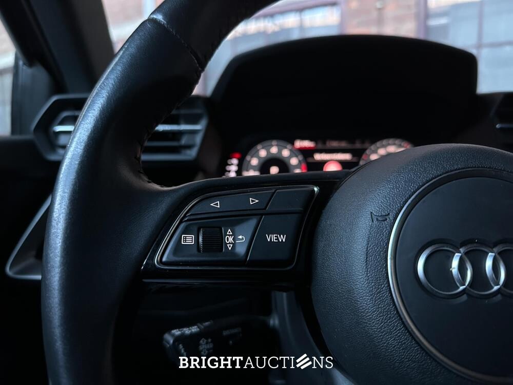 Audi A3 Sportback 35 TFSI Business edition 150hp 2020 (Original-NL+1st owner), J-594-JG