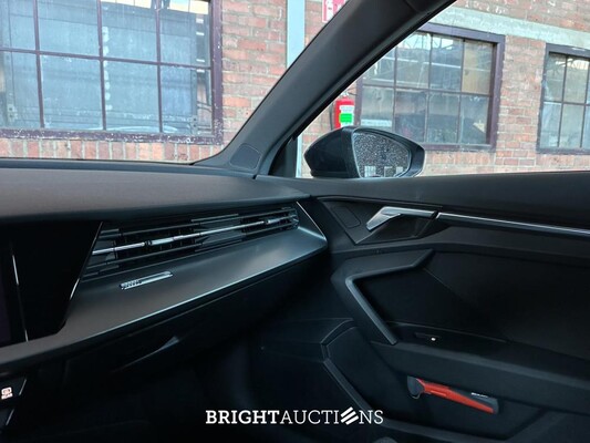 Audi A3 Sportback 35 TFSI Business edition 150hp 2020 (Original-NL+1st owner), J-594-JG