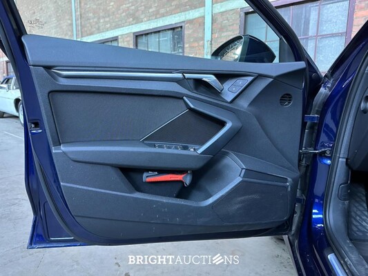 Audi A3 Sportback 35 TFSI Business edition 150hp 2020 (Original-NL+1st owner), J-594-JG