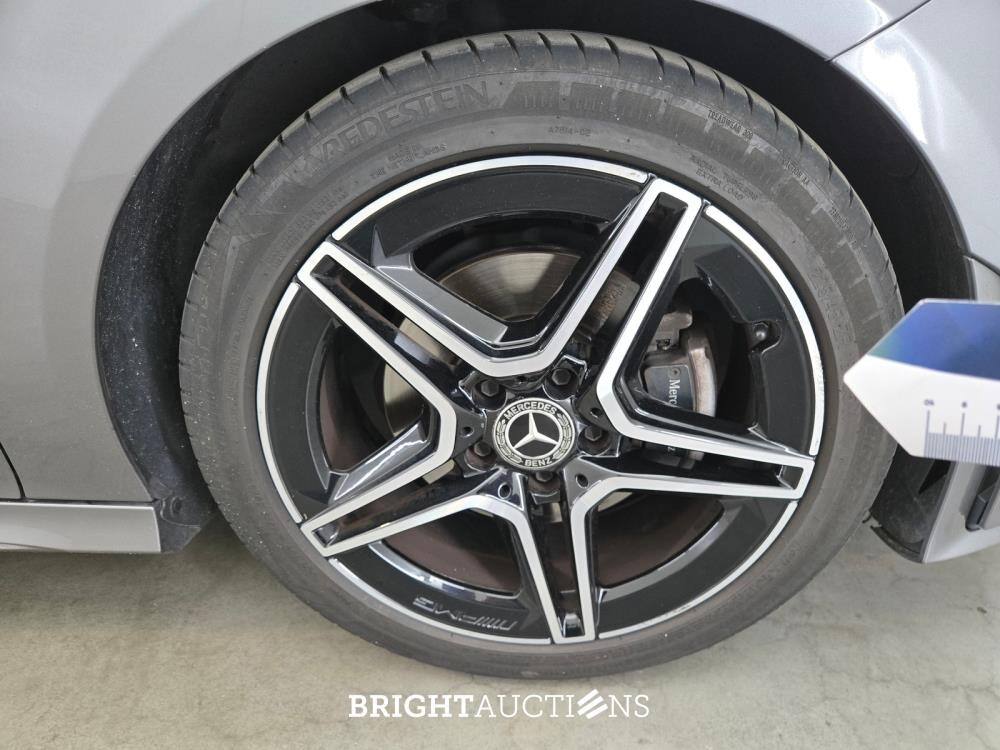 Mercedes-Benz CLA180 Shooting Brake Business Solution AMG 136pk 2021 (Origineel-NL) CLA-Klasse, N-228-NB