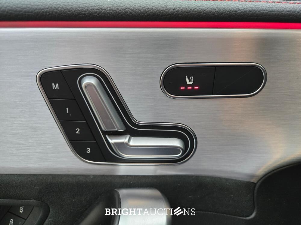 Mercedes-Benz CLA180 Shooting Brake Business Solution AMG 136pk 2021 (Origineel-NL) CLA-Klasse, N-228-NB