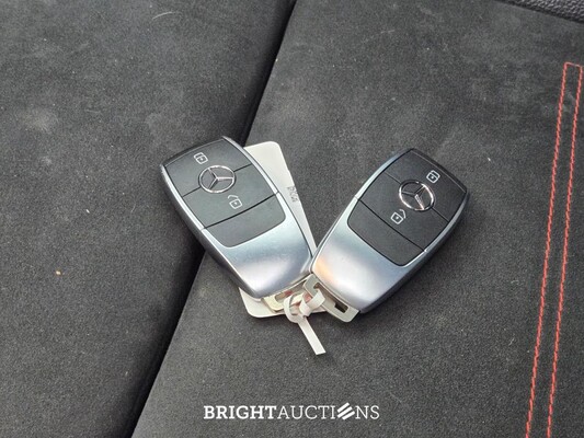 Mercedes-Benz CLA180 Shooting Brake Business Solution AMG 136pk 2021 (Origineel-NL) CLA-Klasse, N-228-NB