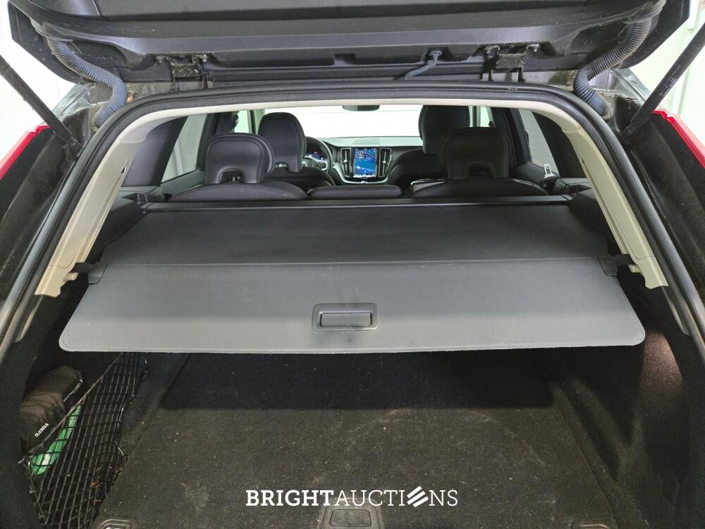 Volvo XC60 B4 Momentum 2.0 197pk 2022 (Origineel-NL), P-205-ND