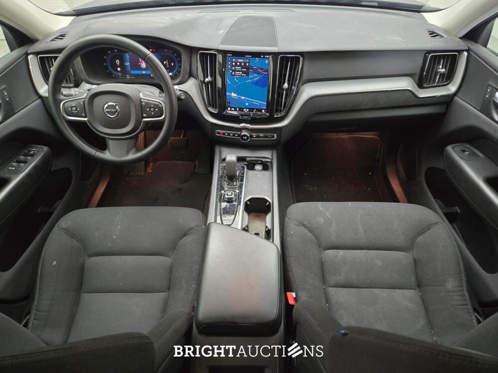 Volvo XC60 B4 Momentum 2.0 197pk 2022 (Origineel-NL), P-205-ND