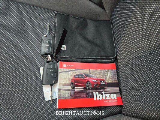SEAT Ibiza Business Intense Plus 1.0 TSI 95pk 2021 (Origineel-NL), L-364-GS