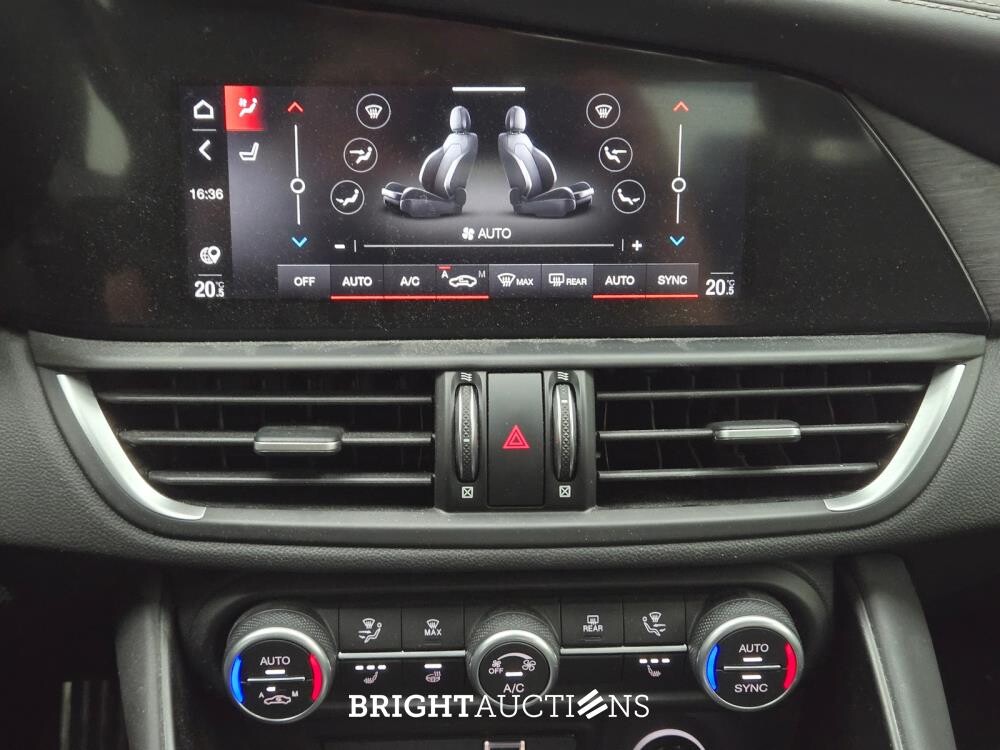Alfa Romeo Giulia 2.0T TI 2.0 201pk 2022 (Origineel-NL), N-570-XN