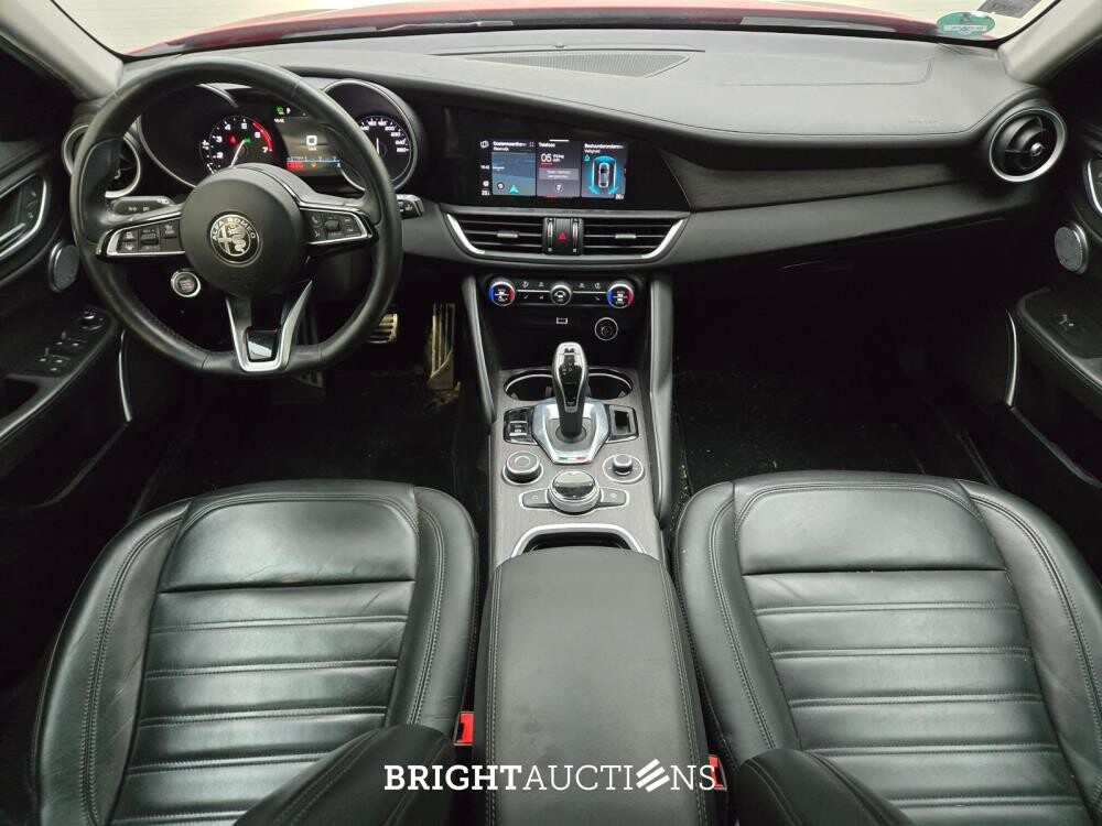 Alfa Romeo Giulia 2.0T TI 2.0 201pk 2022 (Origineel-NL), N-570-XN