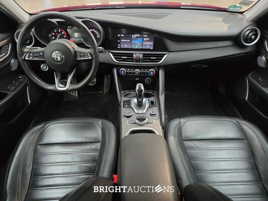Alfa Romeo Giulia 2.0T TI 2.0 201pk 2022 (Origineel-NL), N-570-XN
