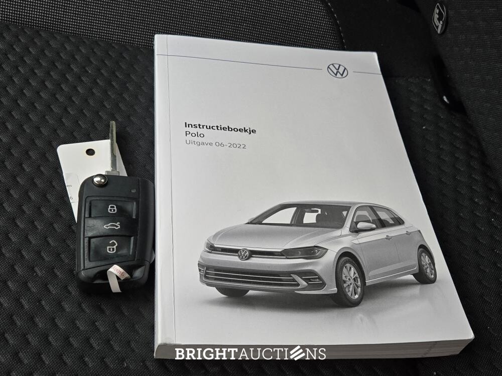 Volkswagen Polo Life Business 1.0 TSI 95pk 2022 (Origineel-NL), R-852-XK