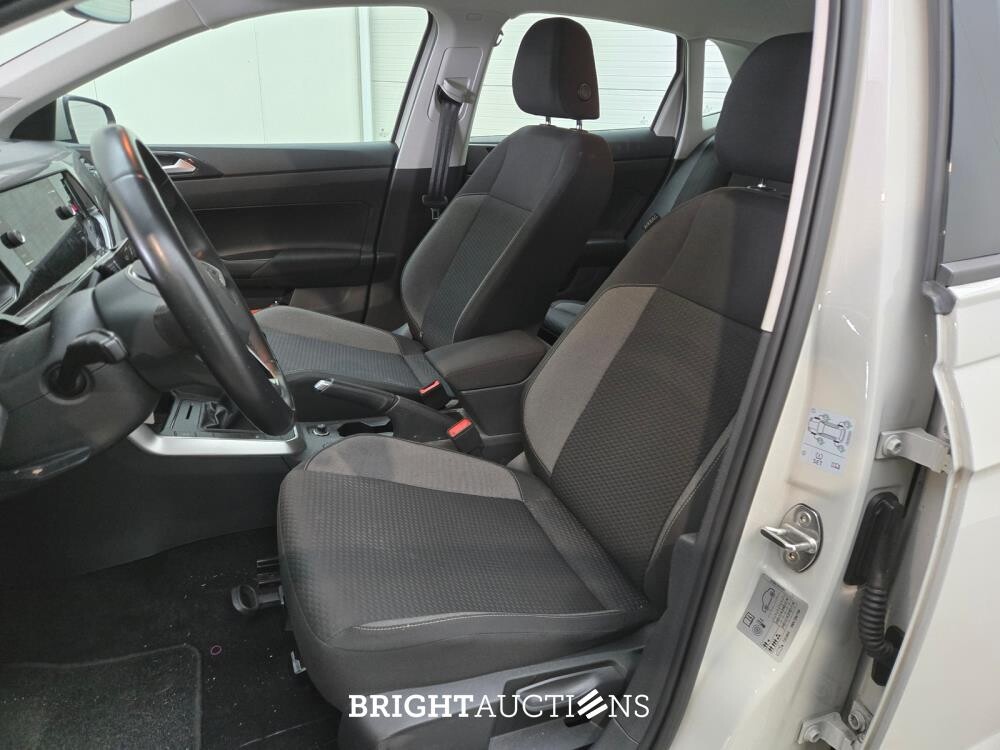 Volkswagen Polo Life Business 1.0 TSI 95pk 2022 (Origineel-NL), R-852-XK