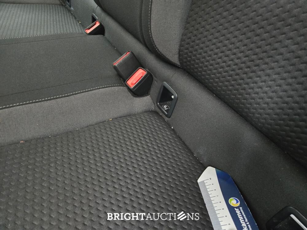 Volkswagen Polo Life Business 1.0 TSI 95pk 2022 (Origineel-NL), R-852-XK