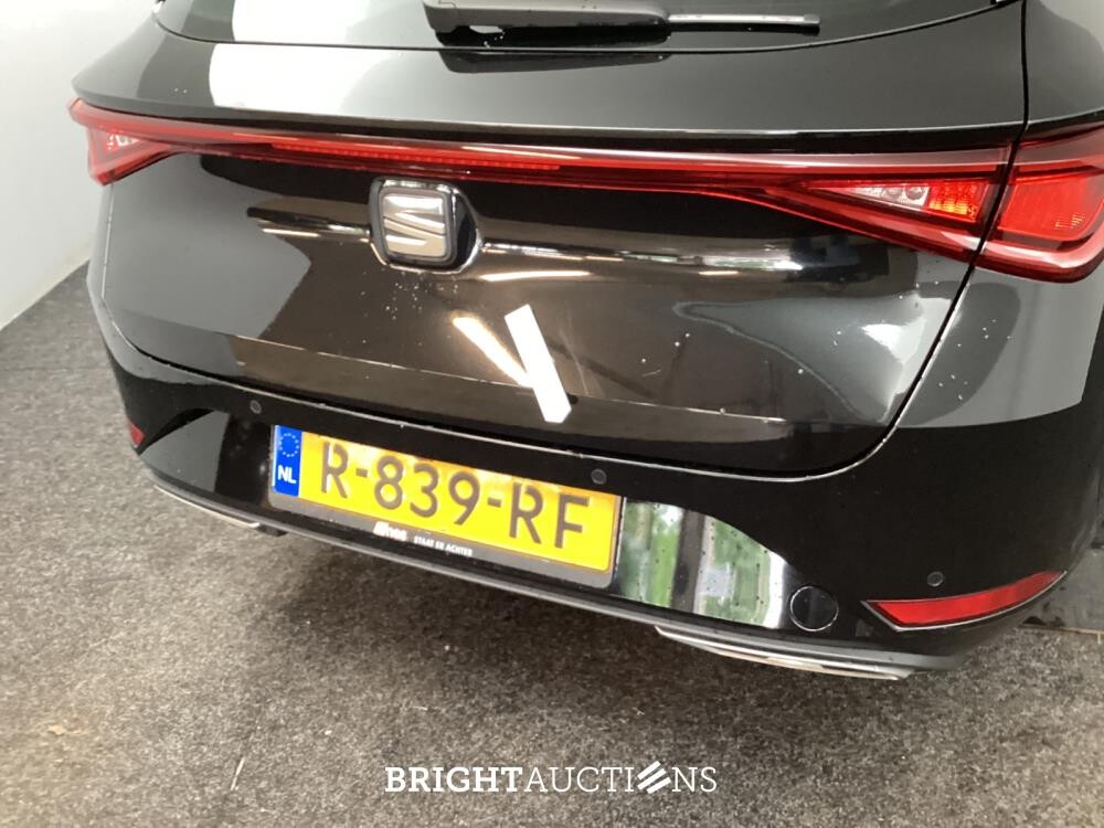 SEAT Leon FR Sportstourer Business Intense 1.0 TSI 110pk 2022 (Origineel-NL), R-839-RF