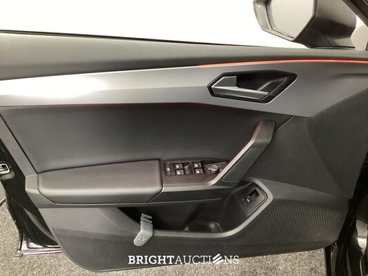 SEAT Leon FR Sportstourer Business Intense 1.0 TSI 110pk 2022 (Origineel-NL), R-839-RF