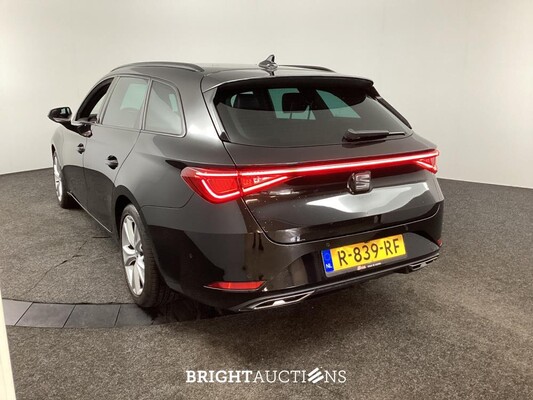 SEAT Leon FR Sportstourer Business Intense 1.0 TSI 110pk 2022 (Origineel-NL), R-839-RF