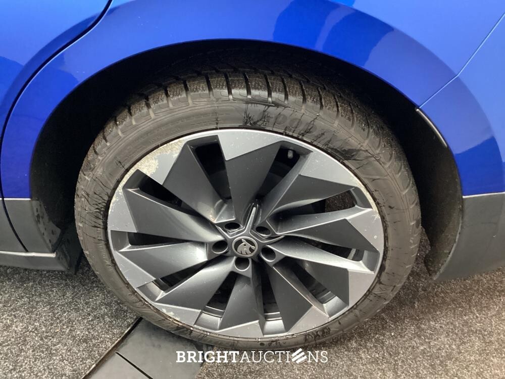 Škoda Enyaq iV 80 First Edition High 204pk 2021, L-830-DG