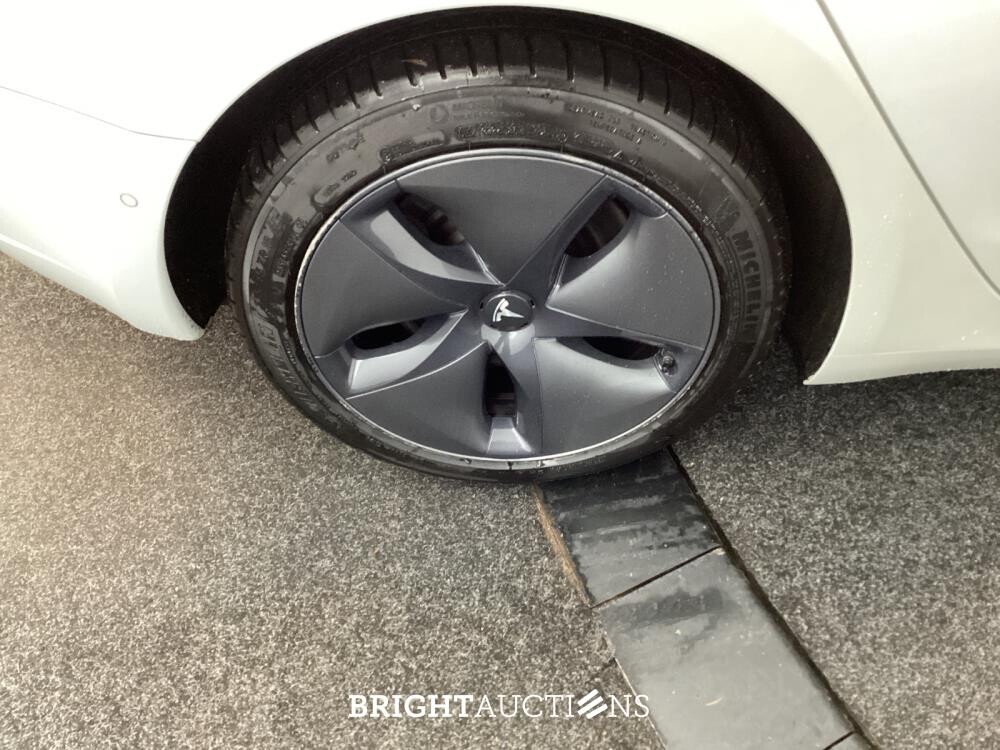 Tesla Model 3 Standard RWD Plus 60 kWh 238pk 2019 (Origineel-NL), G-770-SK