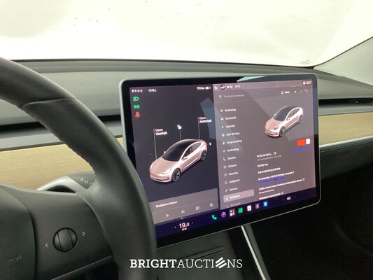 Tesla Model 3 Standard RWD Plus 60 kWh 238pk 2019 (Origineel-NL), G-770-SK