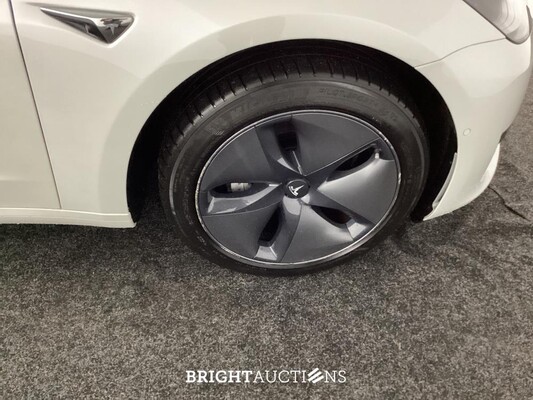 Tesla Model 3 Standard RWD Plus 60 kWh 238pk 2019 (Origineel-NL), G-770-SK