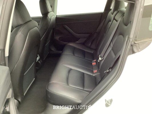 Tesla Model 3 Standard RWD Plus 60 kWh 238pk 2019 (Origineel-NL), G-770-SK