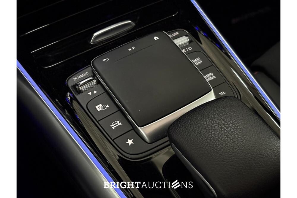 Mercedes-Benz EQA 25067 Business Solution AMG 67 kWh 190pk 2022 (Origineel-NL) EQA-Klasse, P-534-NZ