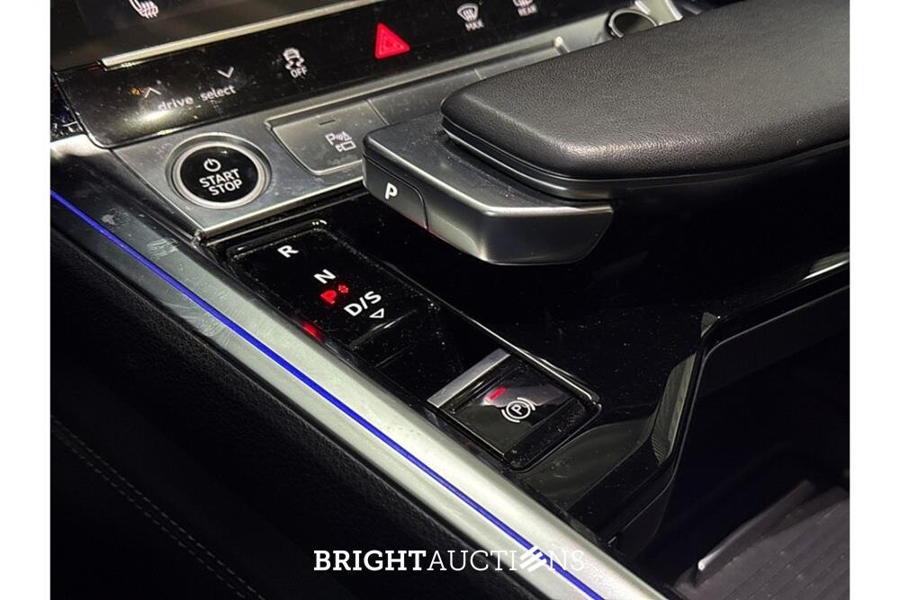 Audi e-tron 50 S edition Quattro 71 kWh 313pk 2020 (Origineel-NL), J-548-BB