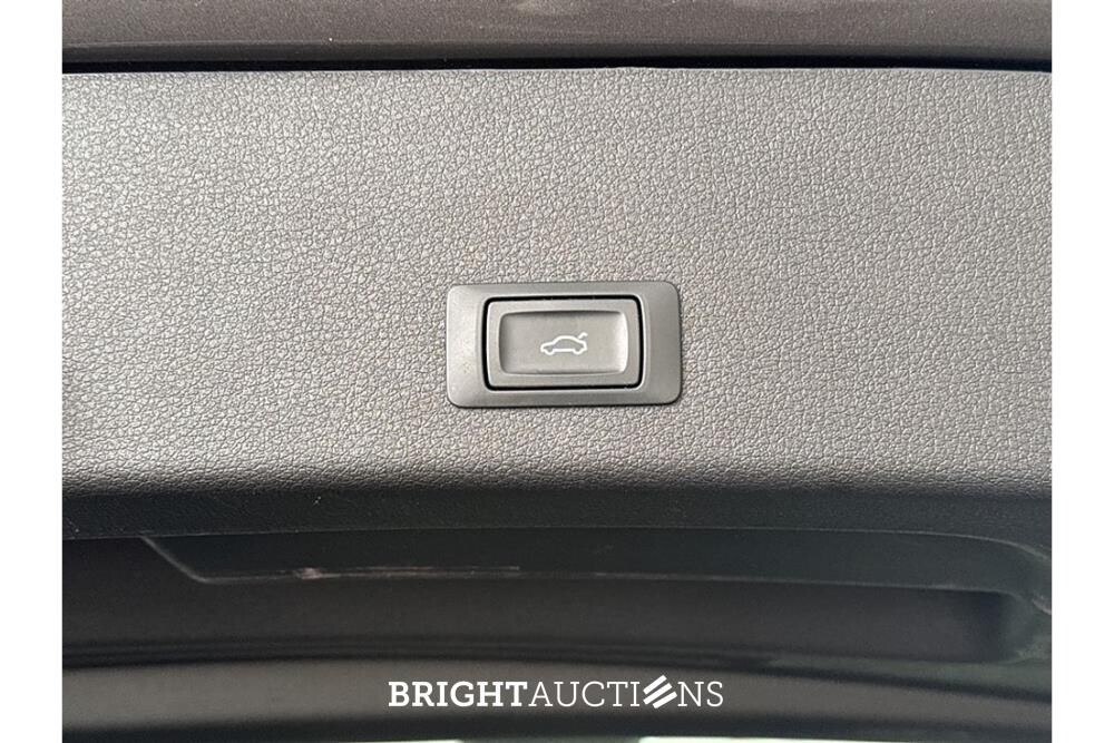 Audi e-tron 50 S edition Quattro 71 kWh 313pk 2020 (Origineel-NL), J-548-BB