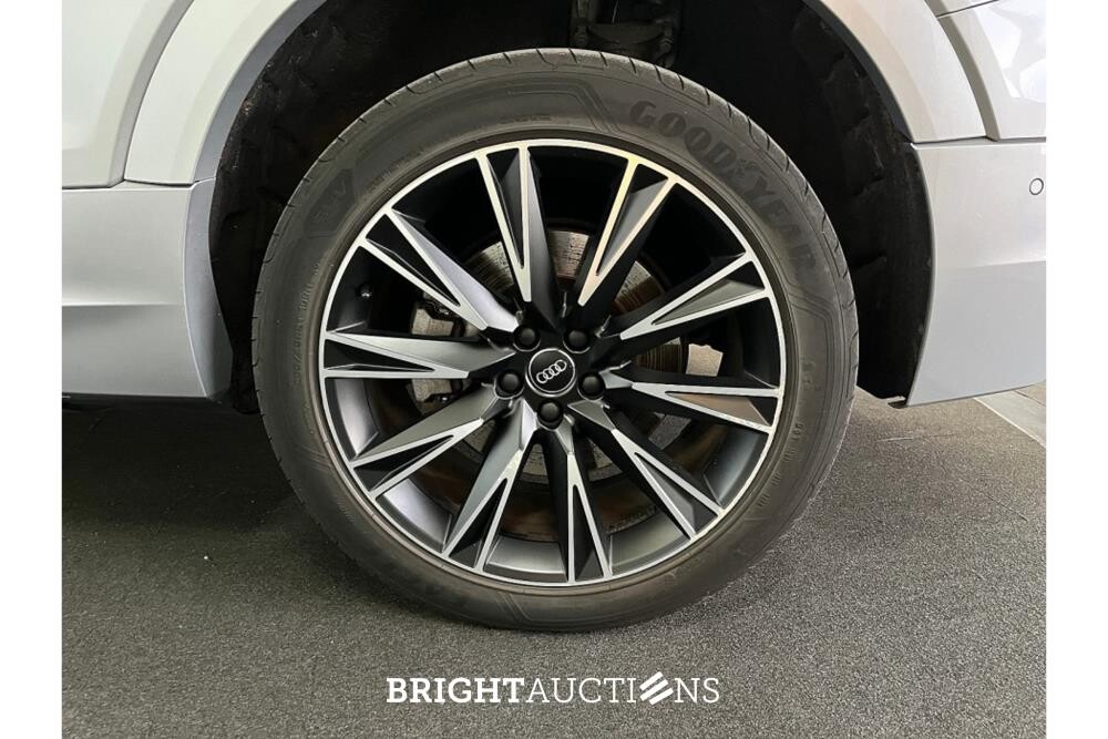 Audi e-tron 50 S edition Quattro 71 kWh 313pk 2020 (Origineel-NL), J-548-BB