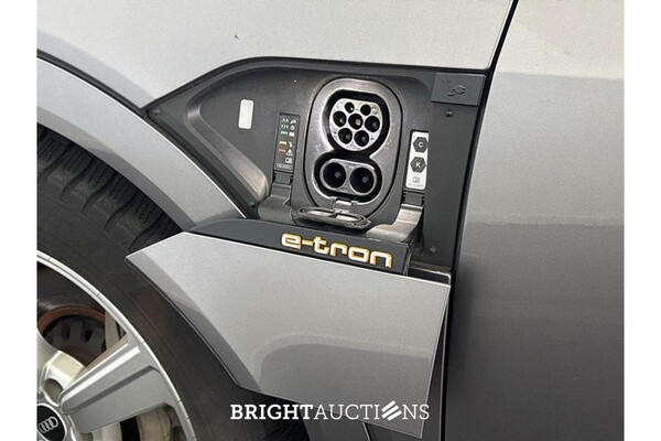Audi e-tron 50 S edition Quattro 71 kWh 313pk 2020 (Origineel-NL), J-548-BB