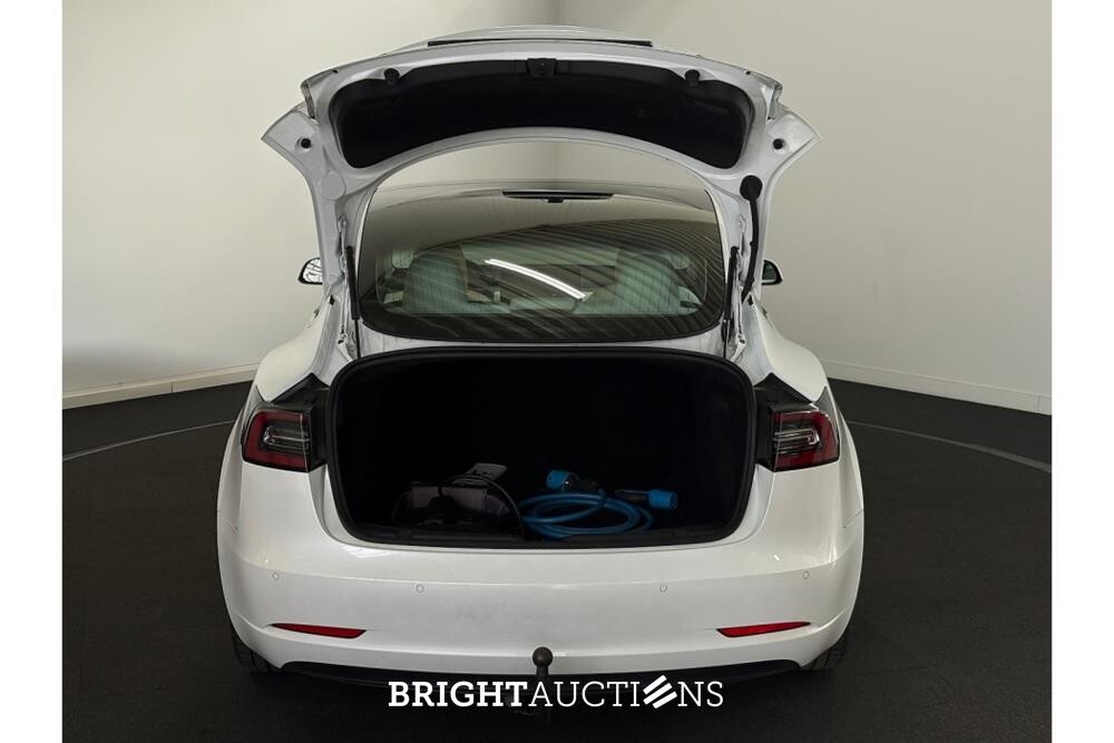 Tesla Model 3 Standard RWD Plus 60 kWh 238pk 2020 (Origineel-NL), K-832-KF