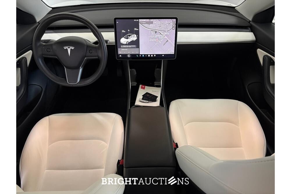 Tesla Model 3 Standard RWD Plus 60 kWh 238pk 2020 (Origineel-NL), K-832-KF