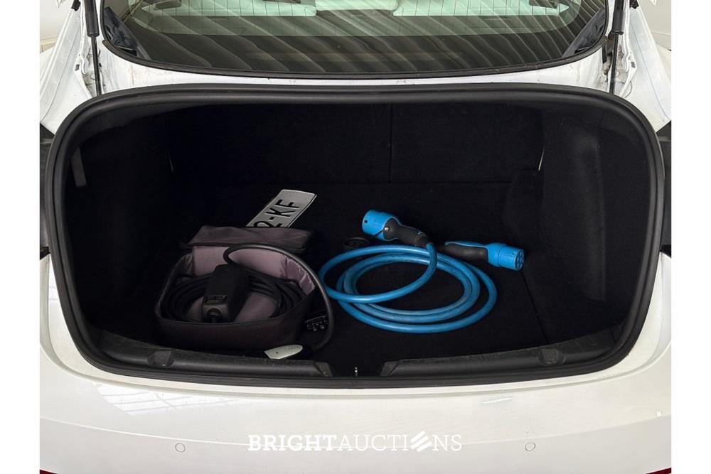 Tesla Model 3 Standard RWD Plus 60 kWh 238pk 2020 (Origineel-NL), K-832-KF