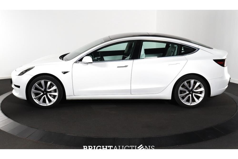 Tesla Model 3 Standard RWD Plus 60 kWh 238pk 2020 (Origineel-NL), K-832-KF