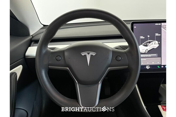 Tesla Model 3 Standard RWD Plus 60 kWh 238pk 2020 (Origineel-NL), K-832-KF