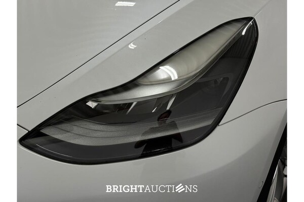Tesla Model 3 Standard RWD Plus 60 kWh 238pk 2020 (Origineel-NL), K-832-KF