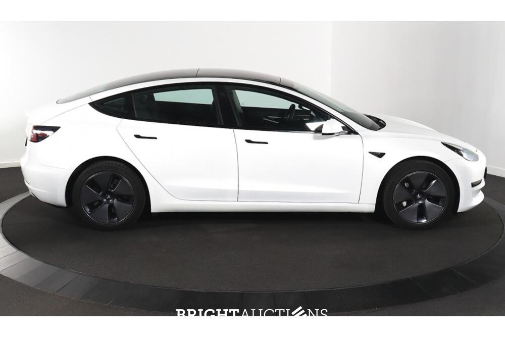 Tesla Model 3 Standard RWD Plus 60 kWh 238pk 2021 (Origineel-NL), L-483-GL