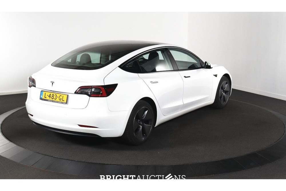 Tesla Model 3 Standard RWD Plus 60 kWh 238pk 2021 (Origineel-NL), L-483-GL