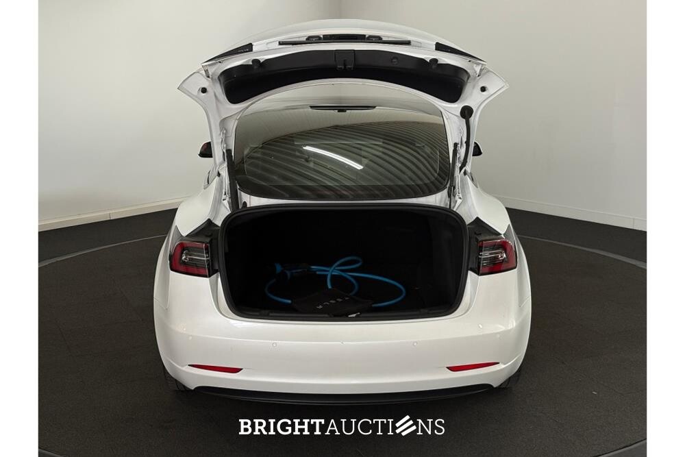 Tesla Model 3 Standard RWD Plus 60 kWh 238pk 2021 (Origineel-NL), L-483-GL