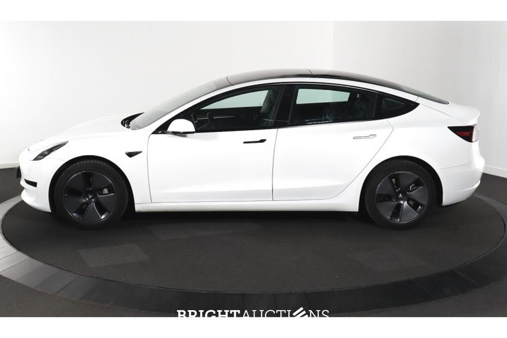 Tesla Model 3 Standard RWD Plus 60 kWh 238pk 2021 (Origineel-NL), L-483-GL