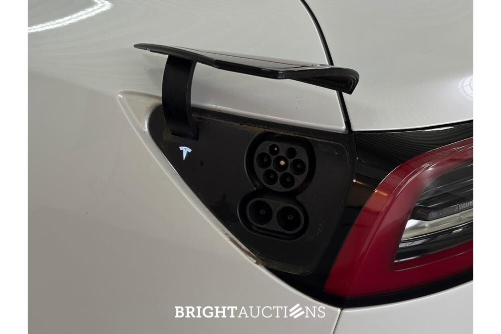 Tesla Model 3 Standard RWD Plus 60 kWh 238pk 2021 (Origineel-NL), L-483-GL