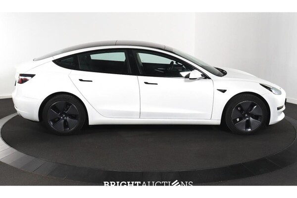 Tesla Model 3 Standard RWD Plus 60 kWh 238pk 2021 (Origineel-NL), L-483-GL