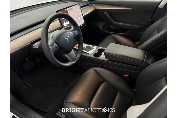 Tesla Model 3 Standard RWD Plus 60 kWh 238pk 2021 (Origineel-NL), L-483-GL