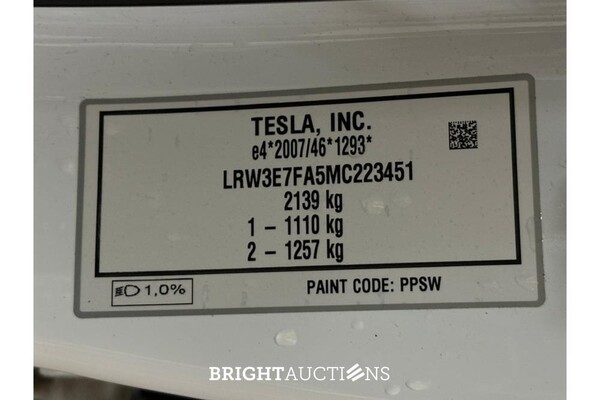 Tesla Model 3 Standard RWD Plus 60 kWh 238pk 2021 (Origineel-NL), L-483-GL