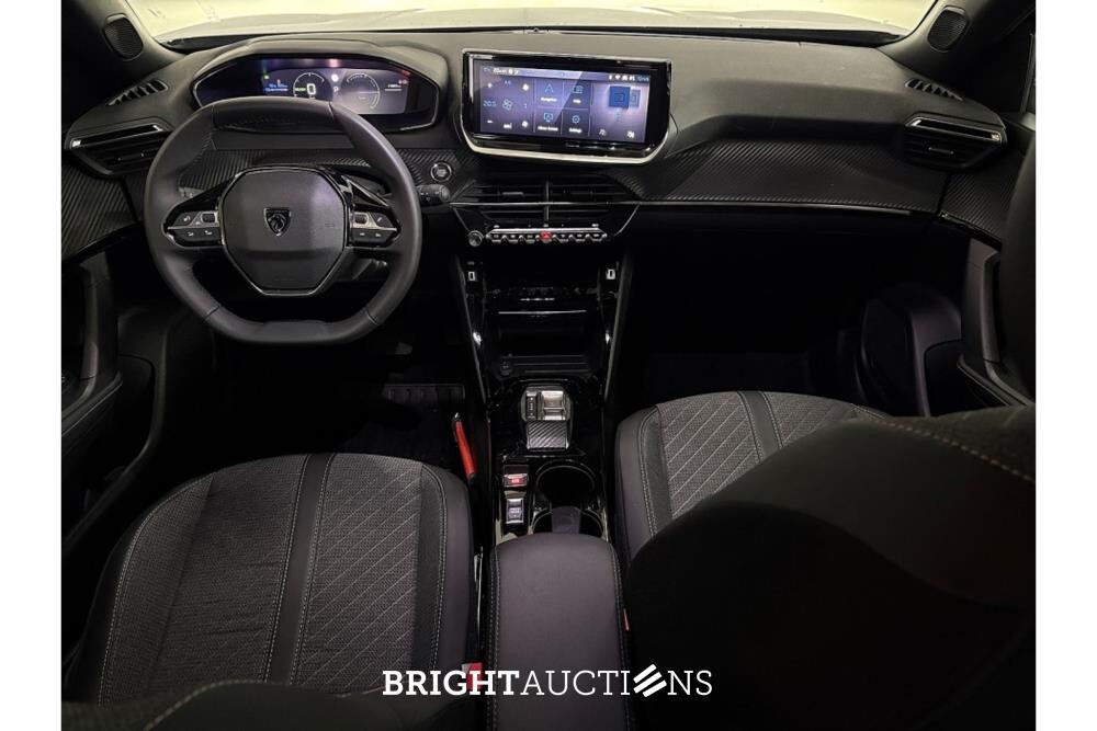 Peugeot 2008 e- EV Allure Avantage 54 kWh 156pk 2025 (Origineel-NL), HLR-73-V
