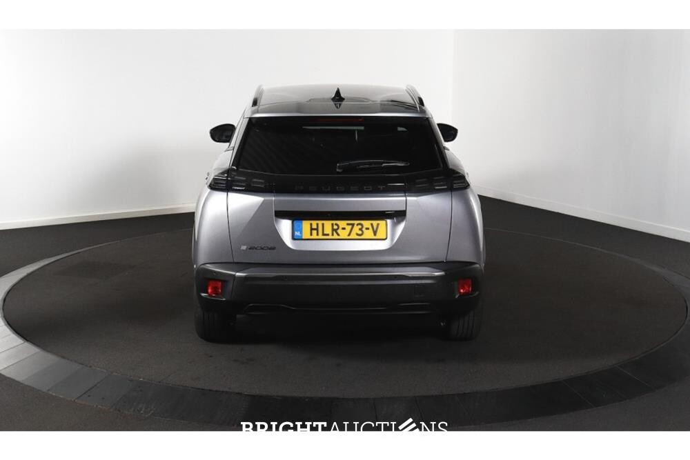 Peugeot 2008 e- EV Allure Avantage 54 kWh 156pk 2025 (Origineel-NL), HLR-73-V