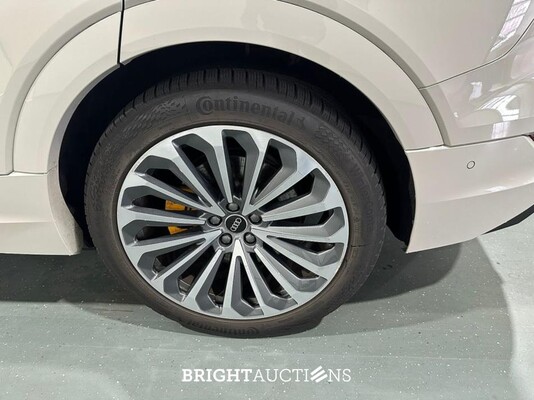 Audi e-tron 55 S edition Quattro 95 kWh 408pk 2020 (Origineel-NL), K-185-KZ